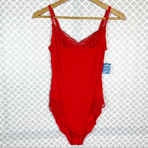 NWT Free People Side of Sass Bodysuit in Lady Bird (red) - Picture 3 of 13